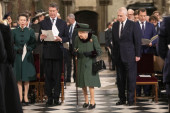 Posle pet meseci izašla među ljude: Kraljica Elizabeta II prisustvovala komemoraciji princu Filipu (FOTO)