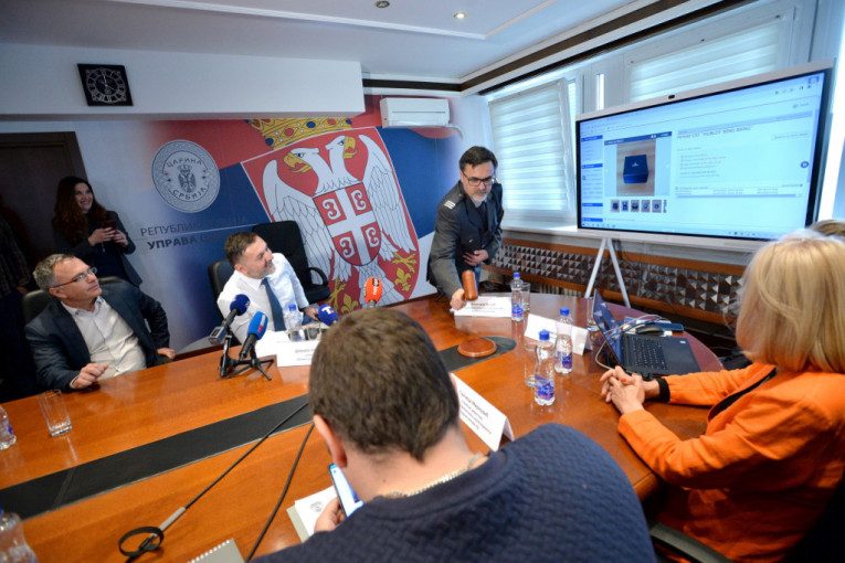 Nema više "ja tebi, ti meni“: Bili smo na prvoj e-licitaciji Uprave carina