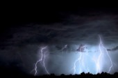 Superćelijska oluja ponovo u Srbiji?! Apokaliptični prizori na nebu na severu zemlje (FOTO)