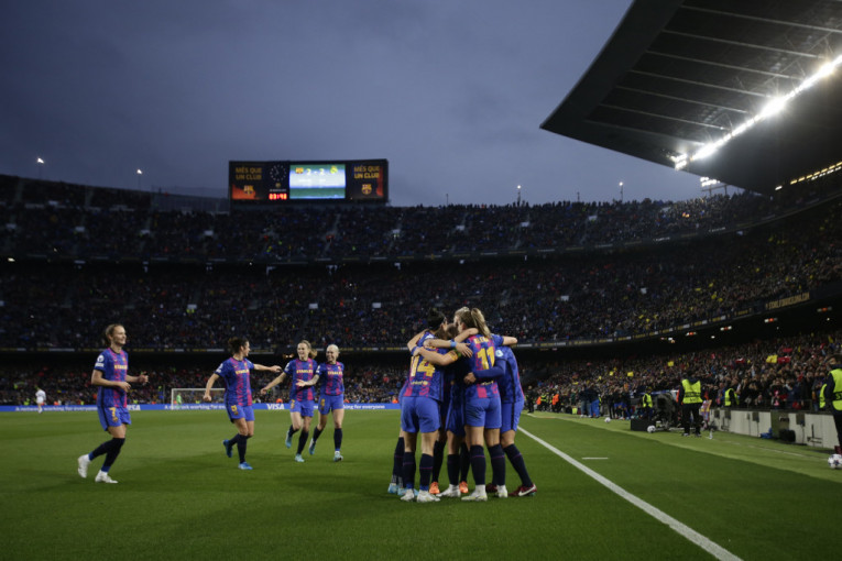 Kakvo poniženje u El Klasiku! Barselona razbila Real, a onda su navijači isprozivali predsednika Madriđana (VIDEO)