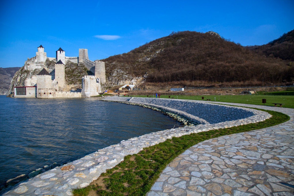 Temperature dostižu vrhunac: Top pet destinacija za vikend beg od vrućina (FOTO)