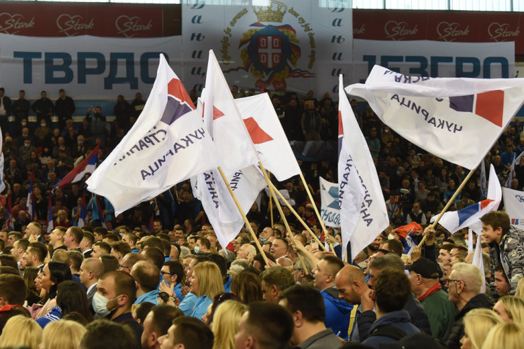 Predsednik Vučić pred građanima Srbije: "Pozivam sve da izađu 3. aprila - olovkom i papirom do najubedljivije pobede!"