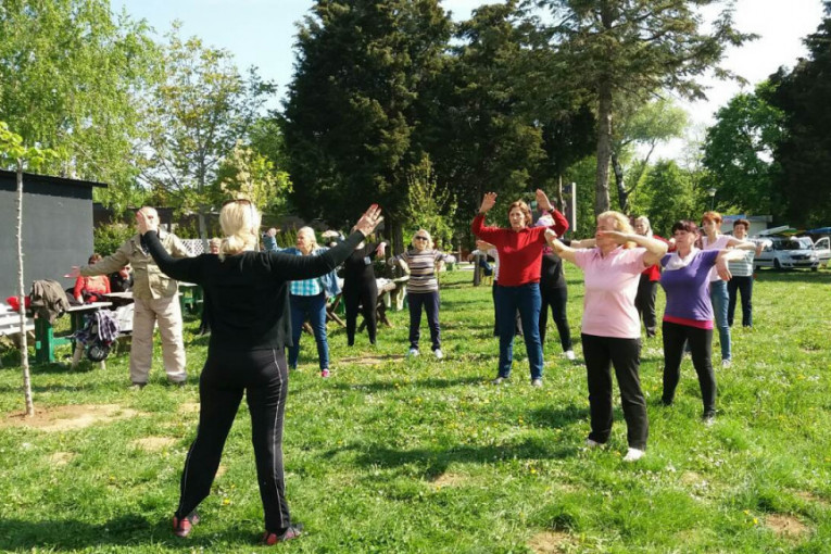 "Aktivnosti za treće doba" počinju za vikend! Pešačenje i lagano vežbanje za starije osobe
