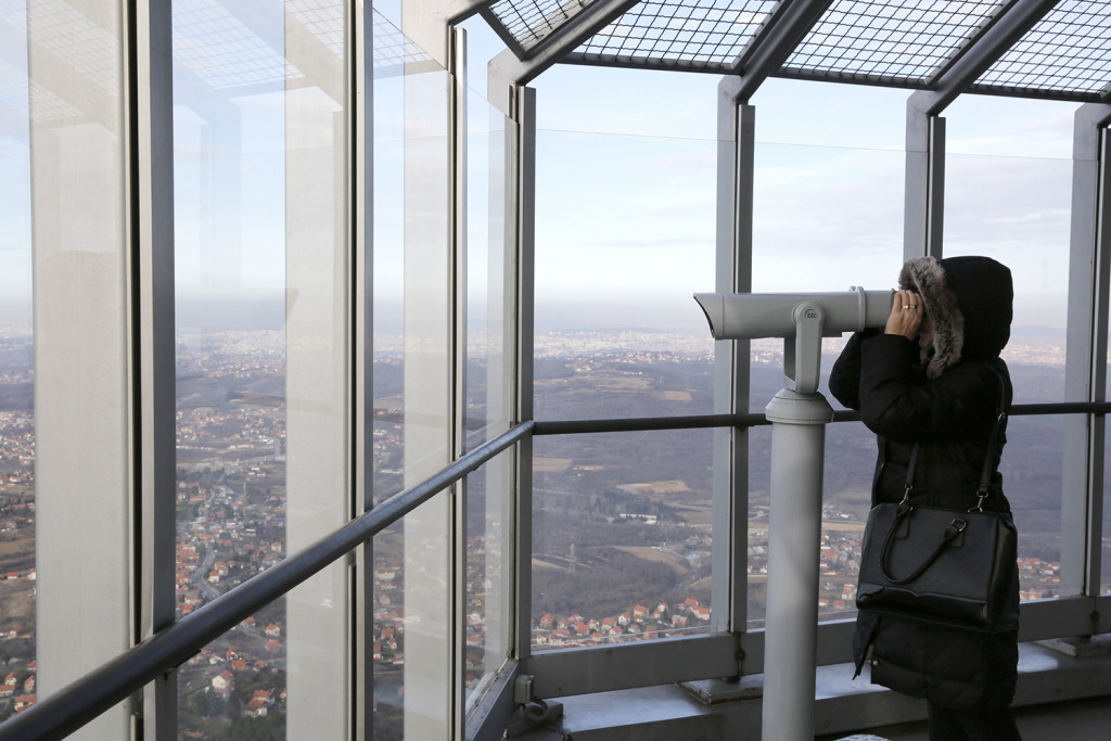 Odoleo je zubu vremena, ali ne i zločinačkim NATO bombama: Na današnji dan pre 13 godina Avalski toranj je ponovo "stao na noge"