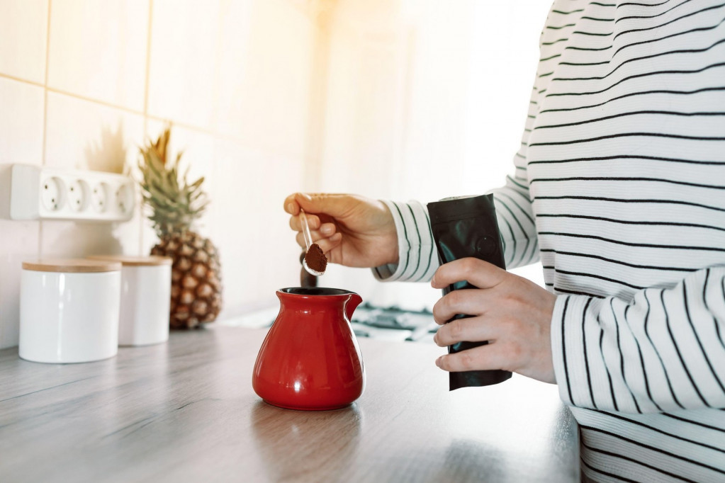 Pokvarila vam se kuhinjska vaga? Ništa ne brinite, možete i bez nje da izmerite sastojke