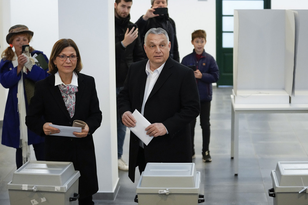 Orban u pobedničkom govoru pomenuo i Srbe (VIDEO)