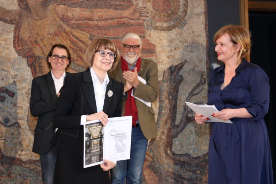 Hram umetnosti, prijateljstva i istrajnosti: Obeležen 74. rođendan Jugoslovenskog dramskog pozorišta (FOTO)