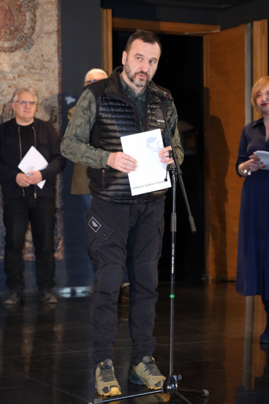 Hram umetnosti, prijateljstva i istrajnosti: Obeležen 74. rođendan Jugoslovenskog dramskog pozorišta (FOTO)