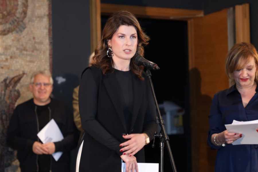 Hram umetnosti, prijateljstva i istrajnosti: Obeležen 74. rođendan Jugoslovenskog dramskog pozorišta (FOTO)