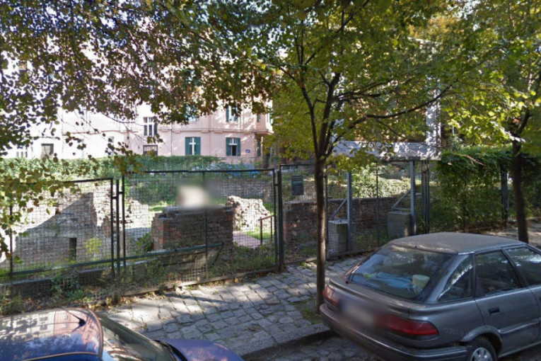 Hitler je na današnji dan gađao u samu dušu Srbije! Krater na Kosančićevom vencu i danas podseća na genocid (FOTO/VIDEO)