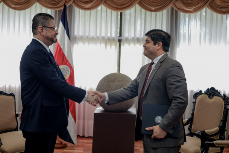 Dramatični izbori i pobeda u drugom krugu: Narod Kostarike izabrao ekonomistu za novog šefa države
