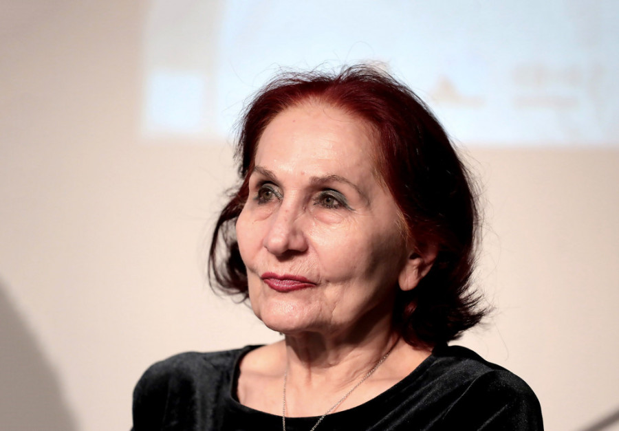 Potresna priča o srpskoj pesnikinji koja je završila kao prosjakinja na ulicama Beograda: Ko je bila "Poetesa" (FOTO)