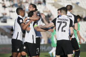 Rutinska pobeda Partizana za polufinale Kupa, Grobari se setili Antića i Tumbasa (VIDEO)