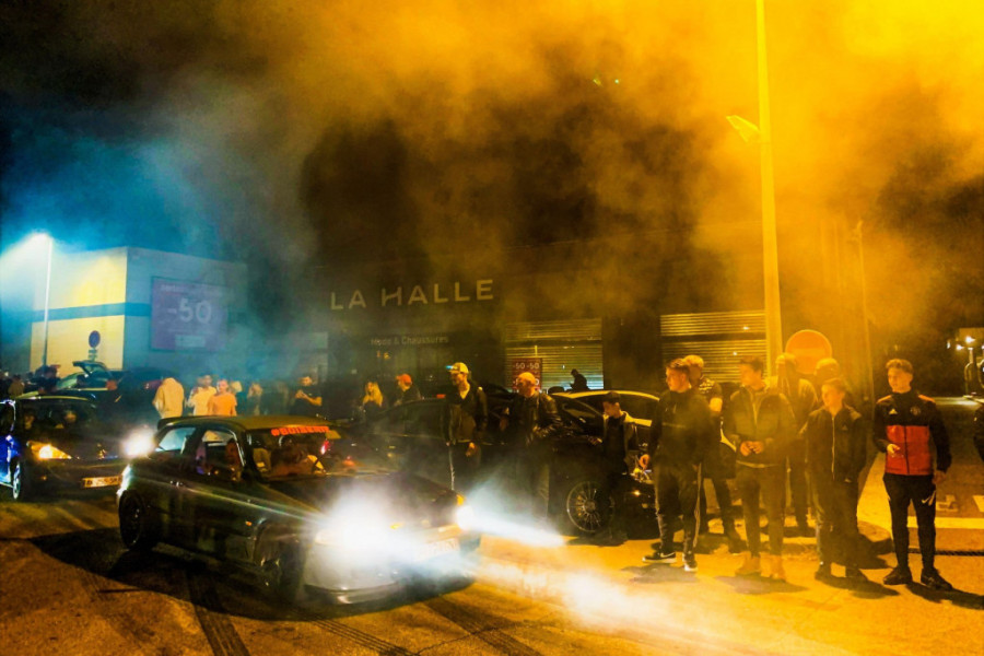 "Paklene ulice" na ulicama Beograda! Novi opasni trend: Nepoznati vozači sastaju se noću i prave ilegalne trke po gradu (VIDEO)