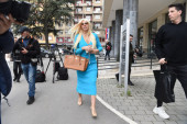 Karleuša konačno pred Tužilaštvom o slučaju sa Duškom, odbrusila novinarima: Je l' ste vi normalni?! (FOTO/VIDEO)