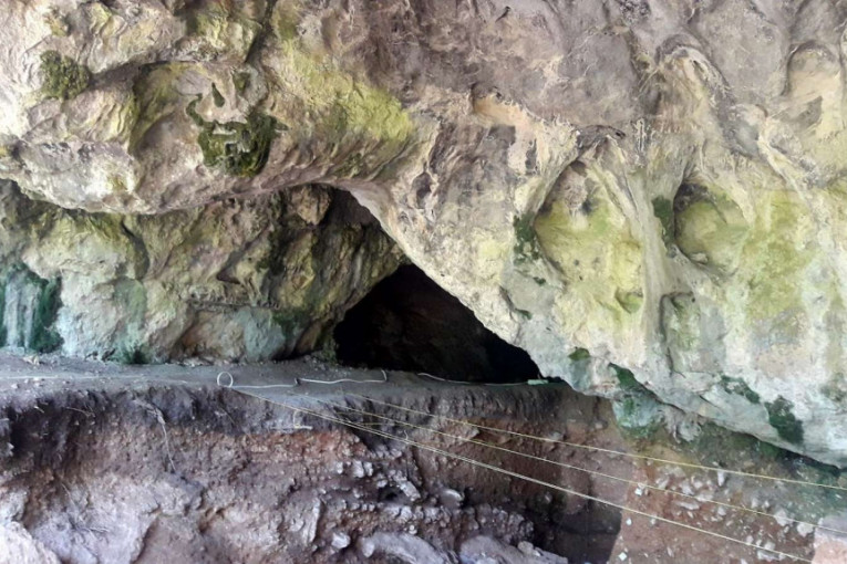 Misteriozne pećine kod Sićeva skrivaju vredno blago: Priroda ih je vešto sakrila od ljudi, a onda ih je jedan arheolog slučajno našao (FOTO)