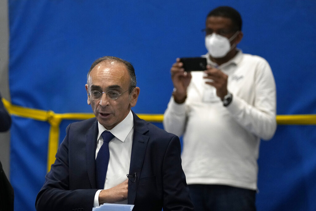 Na glasanje mogu i zaraženi koronom: Kako izgledaju izbori u Francuskoj i zašto se očekuje drugi krug? (FOTO/VIDEO)