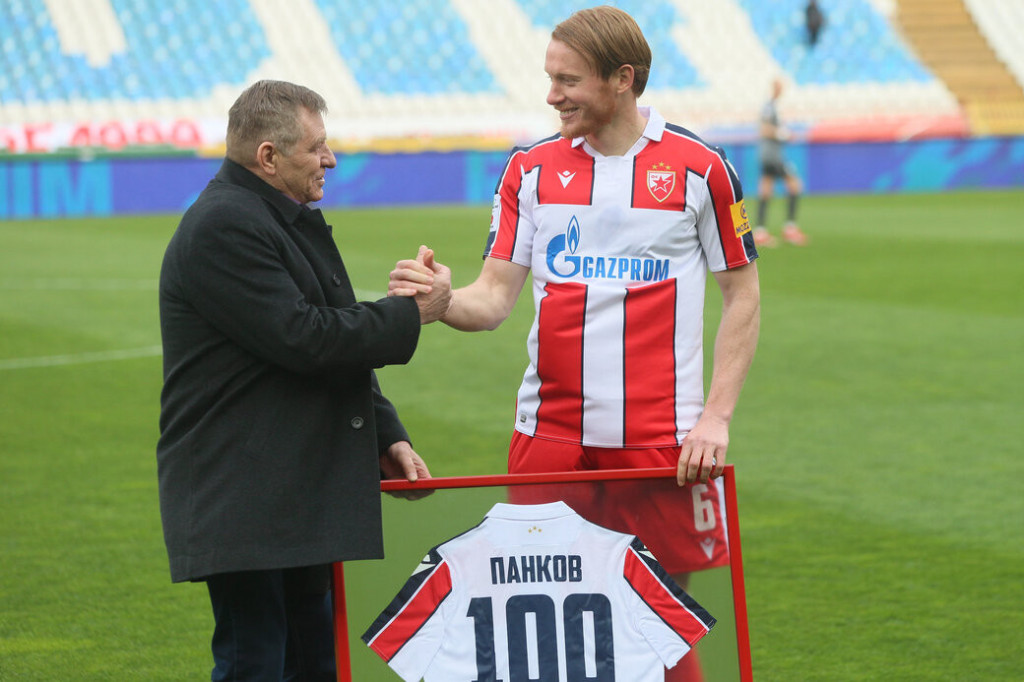 Pankov šokirao Poljake: Nisam želeo u Saudijsku Arabiju, pa da ženu pretvorim u nindžu