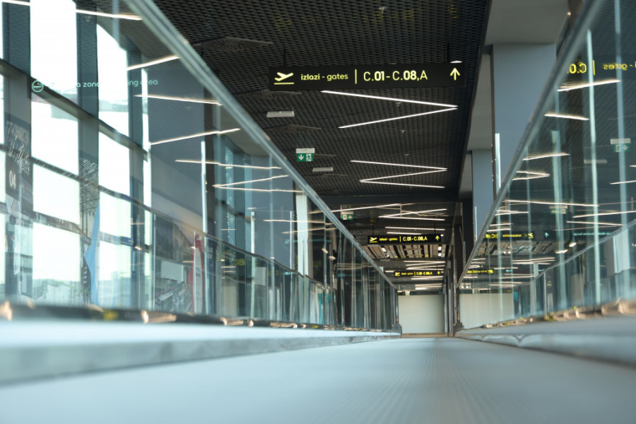 Problemi na aerodromu "Nikola Tesla": Naloženo sprovođenje hitnih mera zbog kašnjenja letova