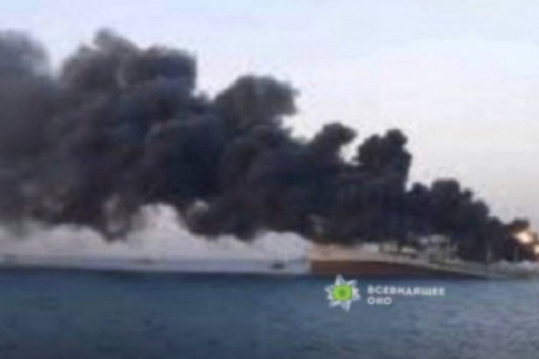 Rusija objavila: Eksplozija na glavnom brodu Crnomorske flote! Ukrajina tvrdi da je raketni udar (FOTO)