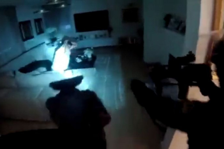 Snimak hapšenja Šarićevih saradnika: Prošvercovali više stotina kilograma kokaina, grupu predvodio Petar Ćosić Šarac(VIDEO)