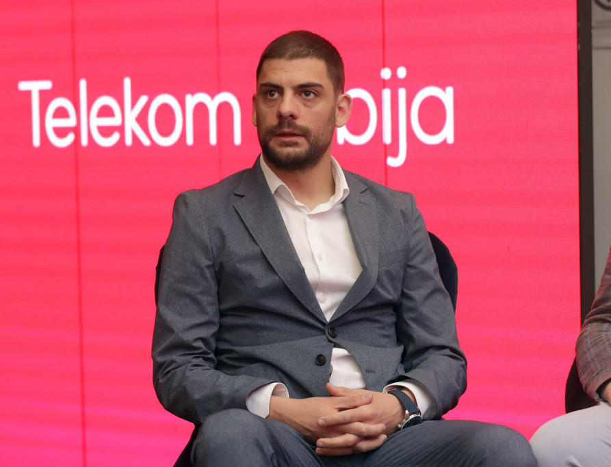 Dve strane iste medalje srama: Dok se Štukan hvali ubijanjem Srba, Milan Marić sopstveni narod optužuje za navodni genocid