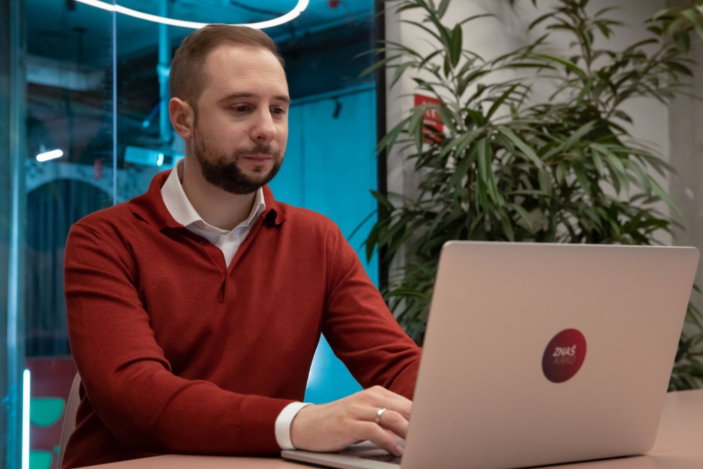 Stručnjaci na onilne događaju: Digitalne veštine su potrebne svima i svi mogu da ih savladaju (FOTO/VIDEO)