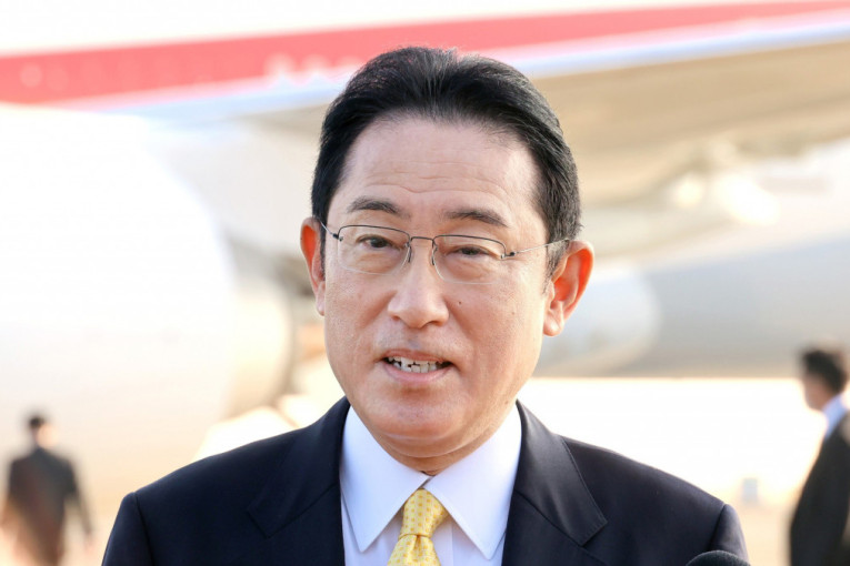 Nuklearna bomba je pala na Hirošimu... sama? Japanski premijer izbegao da pomene Ameriku u govoru povodom godišnjice