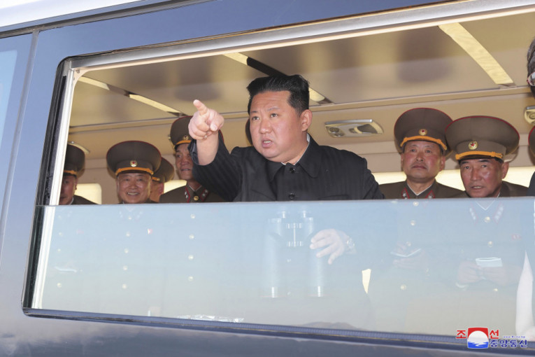 Kim Džong Un poručio vojsci: Intenzivirajte vežbe za "pravi rat"