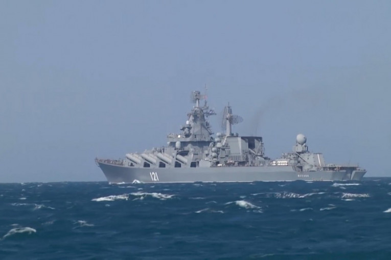 Saopštenje ruskog Ministarstva odbrane: U brodolomu ''Moskve'"  jedan mornar poginuo, 27 nestalo (VIDEO)