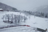 Aprilski sneg okovao novovaroška sela! Kad li će stati? (FOTO)