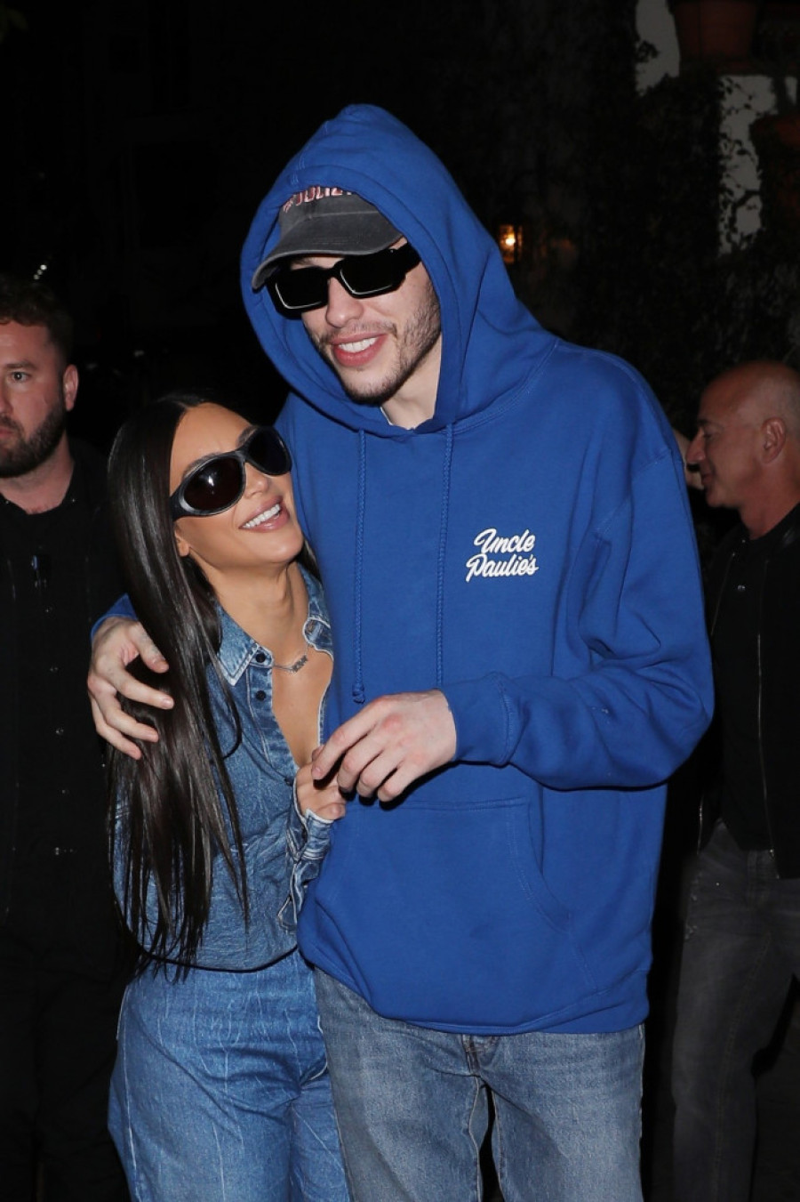 Kako je Kanje rasplakao Kim pred „Subotom uveče uživo"? Kofer je bio pun, doterao ga je do Njujorka i bacio joj pod noge!