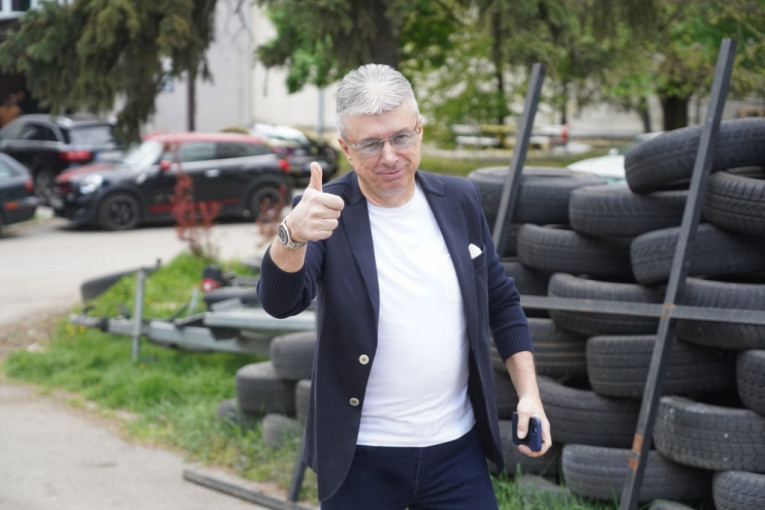Popović provozao novu mašinu: Još jedna „zverka“ završila u njegovom voznom parku (FOTO)