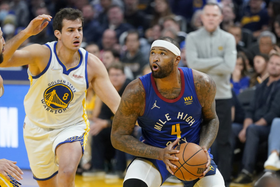 Jokiću je dosta svega, ne može više sam! Pejton ga potapšao po zadnjici, Nikola krenuo da se obračuna, pa isključen (VIDEO)