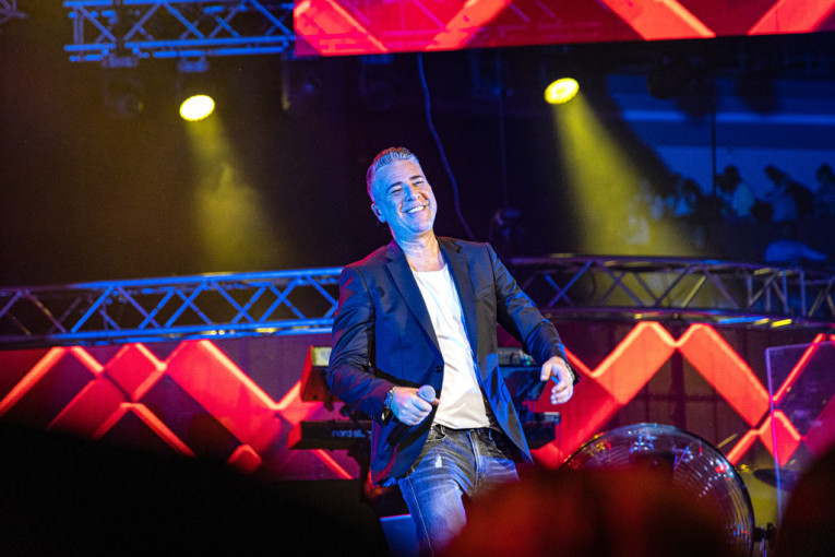 "Ovo je trenutno najjača emocija": Željko Joksimović posle tri godine pauze pred 20.000 ljudi! (FOTO/VIDEO)