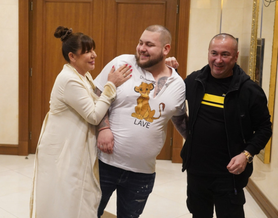 Veselo kod Trajkovića! Đani slavi rođenje unuka, pocepao sina: Došlo je moje "Lavče" (VIDEO)