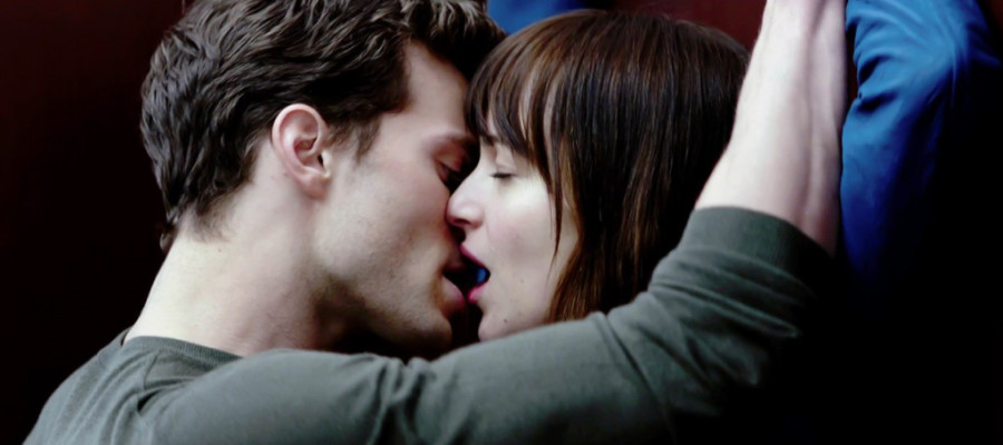 Popularna glumica o napetoj sceni seksa sa Robertom de Nirom: Bio je izbezumljen (FOTO/VIDEO)