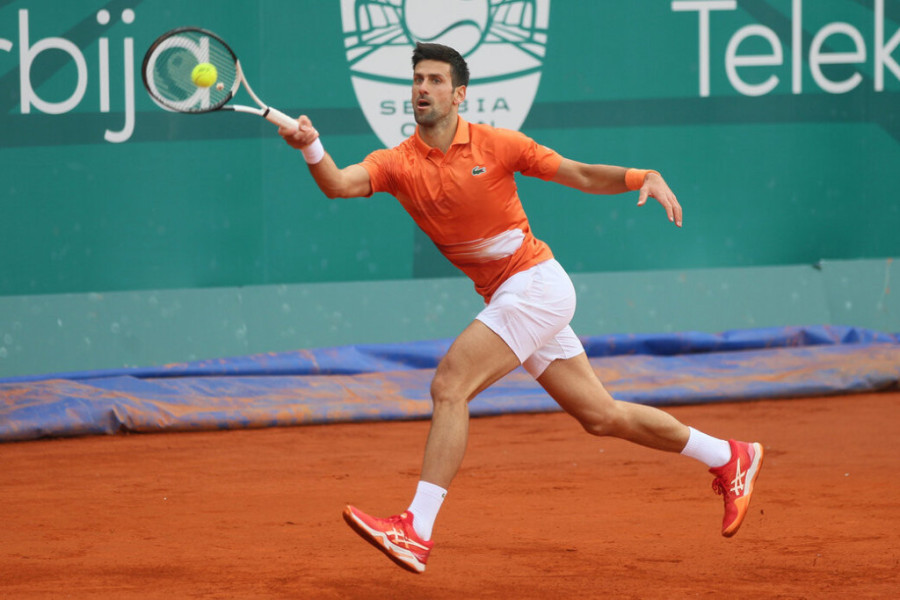 Top 5 TV prenosa ovog vikenda: Jokić na ivici ambisa, Novak u borbi za titulu, rukometašice za EP, boks mega spektakl...