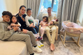 Prelepe vesti iz Ronaldovog doma! Heorhina i bebica su stigli kući, porodica je na okupu (FOTO)