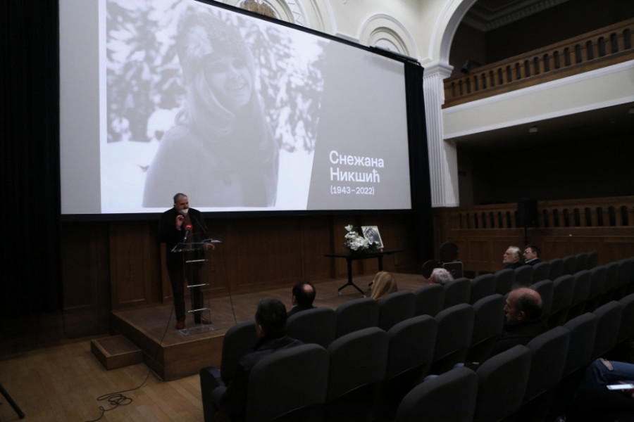 Oproštaj od glumice Snežane Nikšić: Prelepa i misteriozna „filmska gospođica“ (FOTO)