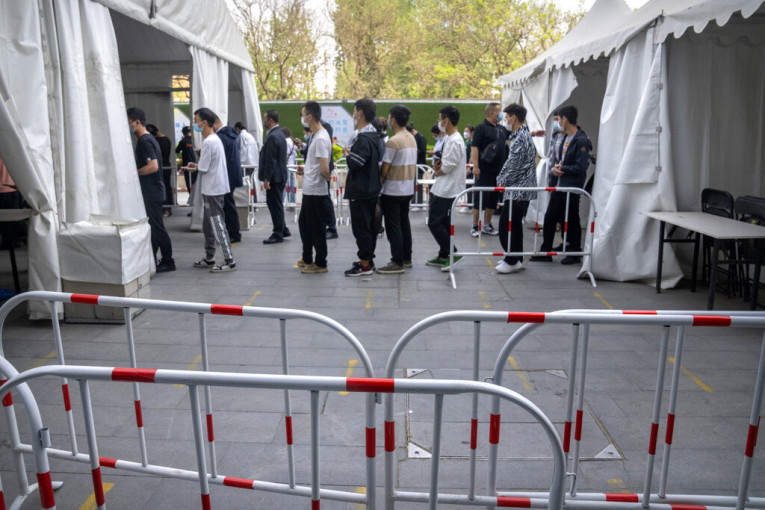 Peking u pripravnosti: Škole ne rade, sprovodi se masovno testiranje na koronu