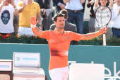 Novak se poklonio beogradskoj publici: Volim vas puno, najbolji ste na svetu!