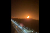 Gori rusko skladište nafte:  Na licu mesta vatrogasno-spasilačke ekipe (VIDEO)