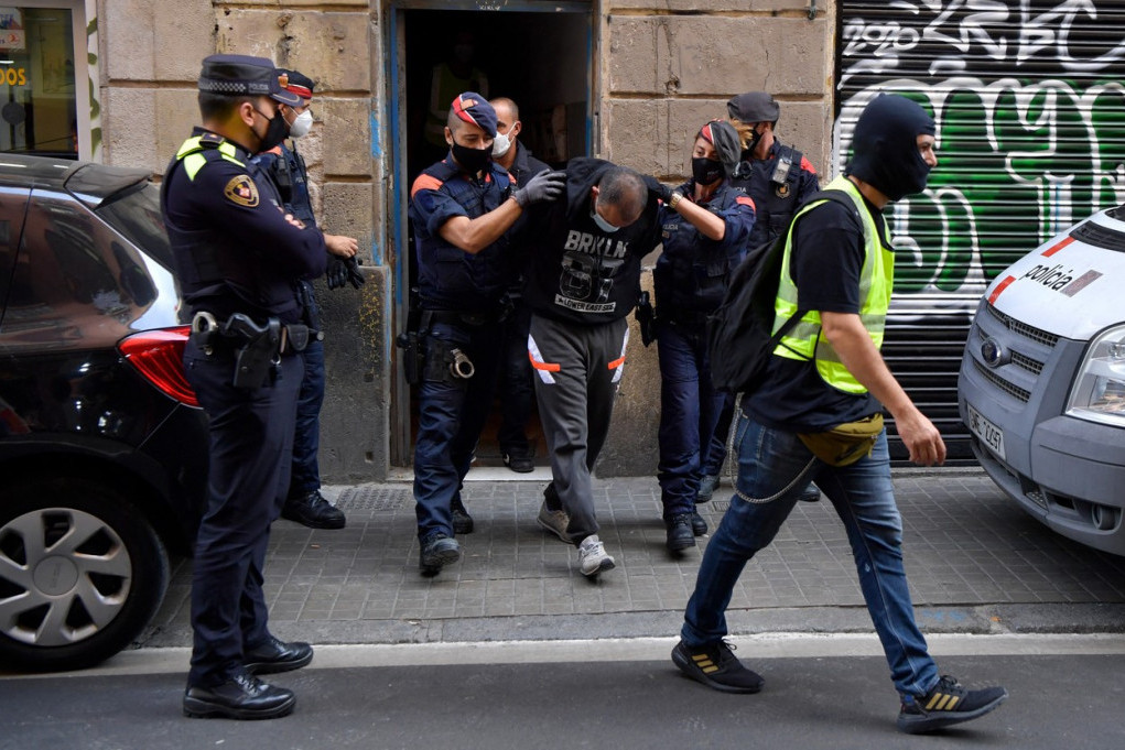 Velika akcija španske policije: U operaciji protiv dečje pornografije uhapšena 121 osoba