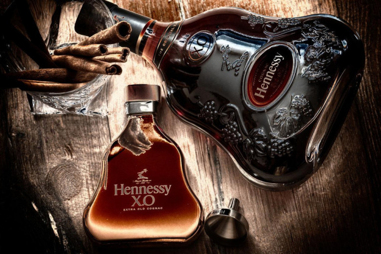 Kinezi zategli: Elektromobili za konjak