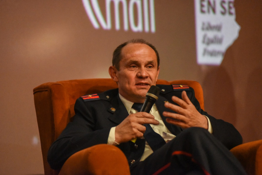 Prizori koji lede krv u žilama: Održana beogradska premijera filma „Notr Dam u plamenu“ (FOTO/VIDEO)