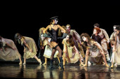 „Ko to tamo peva“ dvestoti put u Narodnom pozorištu: Kultni baletski spektakl koji je uzdrmao kulturnu javnost (FOTO)