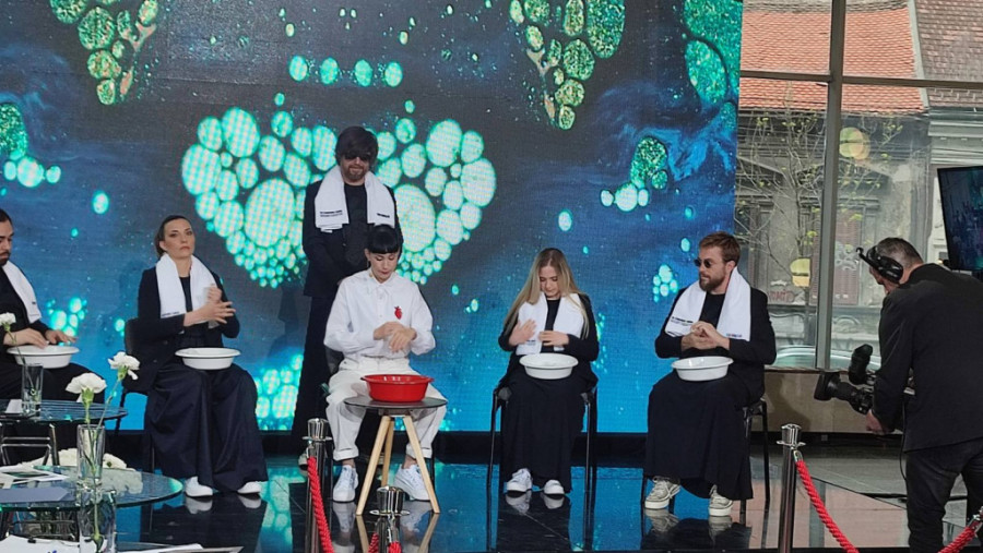 Deca i suprug ne idu sa Konstraktom u Torino! Umetnica otkrila kakav odnos ima sa predstavnicima RTS-a