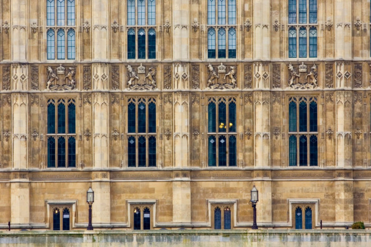 Britanski političar suspendovan zbog gledanja pornografije u parlamentu