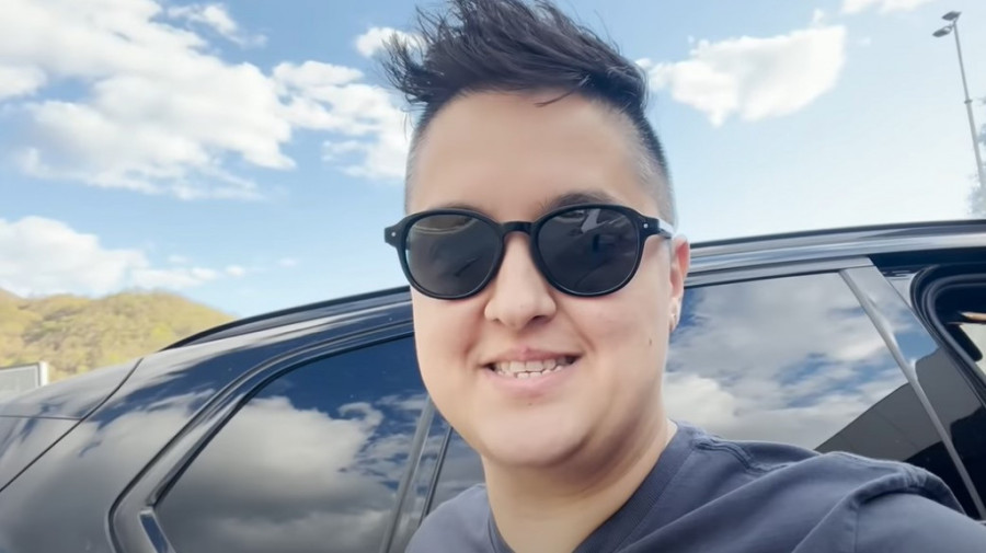 Marija Šerifović i Jovana Pajić spakovale kofere pa zajedno napustile Srbiju (FOTO)